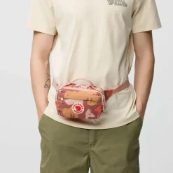 Fjällräven KÅNKEN GRAPHICS HIP PACK - Hüfttasche