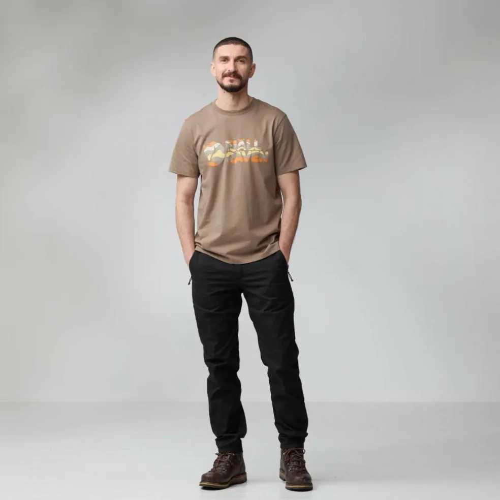 Fjällräven MULTICOLOR LOGO T-SHIRT M Herren - T-Shirt