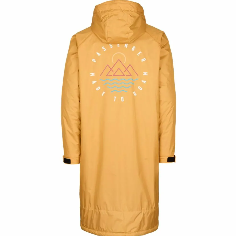 Passenger Clothing ESCAPISM RECYCLED SHERPA LINED CHANGING ROBE Unisex - Poncho