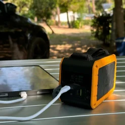 Xtorm 100W RUGGED FLASHLIGHT POWERBANK 40.000 - TORCH - Powerbank
